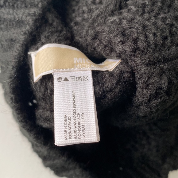 MICHAEL Michael Kors Patchwork Cable-Knit Hat Black - Picture 6 of 8